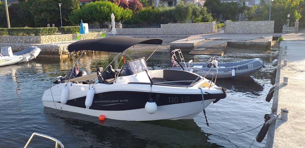 baracuda speedboat